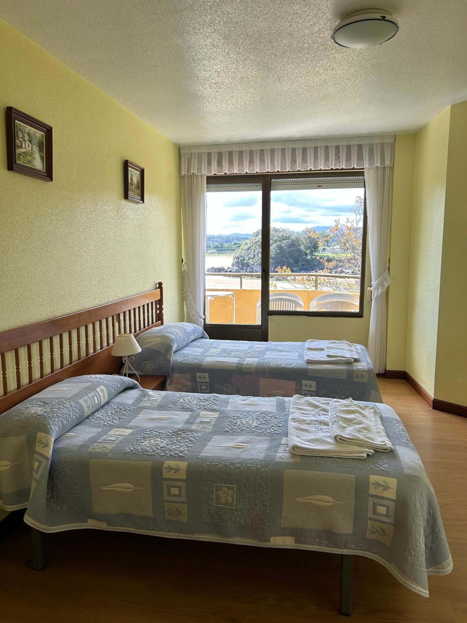 Apartamentos De La Hoz Isla Exterior photo